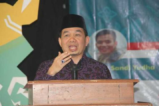 Buka Seminar di UIN Banten, Jazuli: Ilmu Politik Islam, Kokohkan Visi Rahmatan Lil Alamin