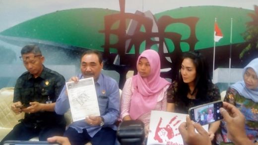 Sambil Nangis, Baiq Nuril Tak Ingin Ada Nuril-nuril Lain di Indonesia