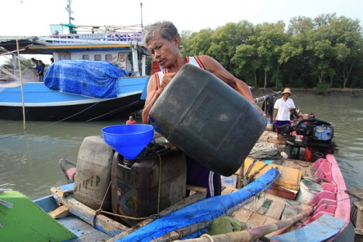 Fraksi PKS Desak Pemerintah Tingkatkan Subsidi dan Kuota BBM untuk Nelayan