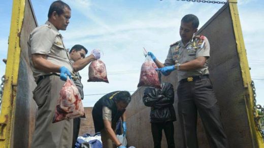 Bawa Daging Ilegal dari Jakarta dan Mau Diedarkan ke Medan, Sopir Truk Ini Ditangkap Polisi di Padang