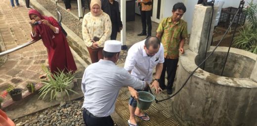 Napak Tilas ke Bengkulu, LaNyalla Sempatkan Diri Salat Zuhur di Rumah Pengasingan Soekarno