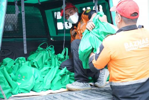 Baznas Salurkan Paket Imun dari Korporasi kepada Nakes Wisma Atlet Kemayoran