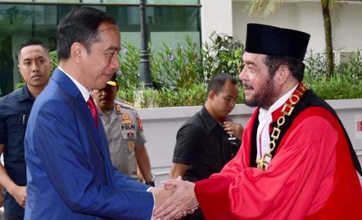Ketua MK Nikahi Adik Jokowi, Mujahid 212 Cium Gelagat Jabatan Presiden 3 Periode