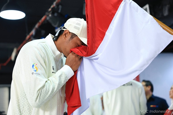 Bintang Akbar Jadi Pembawa Bendera Merah Putih di Pembukaan Asian Beach Games Sanya 2026