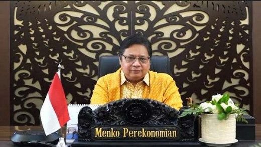 Turut Berdukacita, Ketum Golkar Airlangga: Prof Fahmi Idris Seorang Pekerja Keras yang Mudah Bergaul