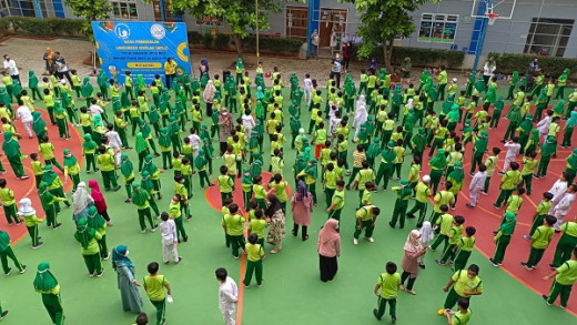 Senam SAH Kemenpora Tutup Rangkaian MPLS 2022 SD Islam Al Azhar 46 GDC