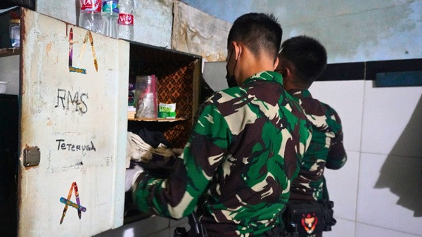 Kostrad Datangi Napi Rutan Depok Sidak Ponsel dan Narkoba
