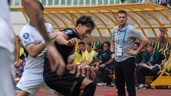 Osmar Loss Tak Ingin Pemain Dewa United FC Cepat Puas