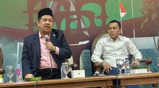 Soal Debat Capres, Fahri Hamzah: Rakyat Butuh Adu Narasi, Bukan Tawuran SMA
