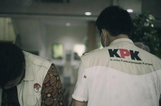Geledah 3 Lokasi, KPK Temukan Catatan Keuangan Suap Bupati Kuansing
