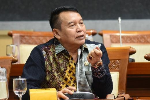 Sudah Diperiksa POM, TB Hasanuddin: Wanita Maki Ibu Arteria Pakai Mobil Brigjen TNI Dinas di BIN