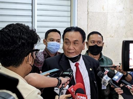 Meski Bukan Orang Hukum, Bambang Pacul Klaim Siap Emban Amanah Ketua Komisi III DPR