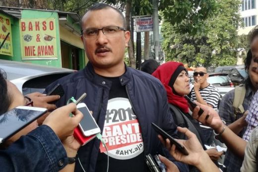 Soal Laporan Mafia Tanah, Ferdinand: Langkah Alex Bertemu Jusuf Kalla Sudah Benar