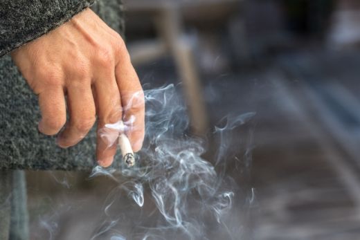 Merokok vs Kegemukan, Mana yang Lebih Berbahaya?