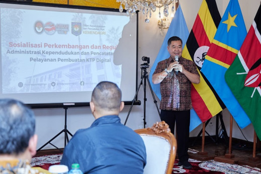 Kunker di Nairobi Dirjen Teguh Presentasi KTP Digital di Forum ID4AFRICA