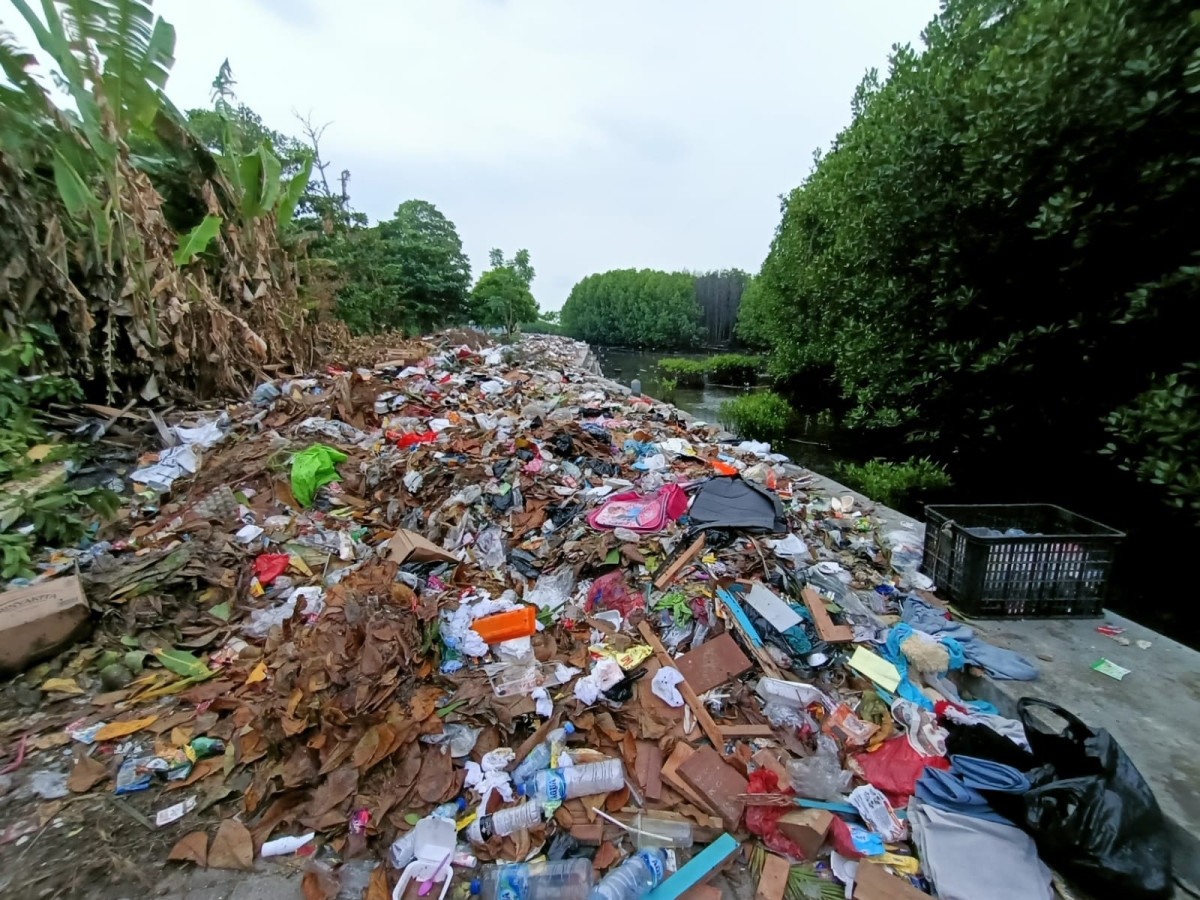 FAKTA Indonesia Soroti Tumpukan Sampah di Pulau Pramuka