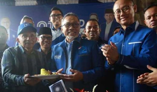 Zulhas Janji Tak Minta Menteri ke Jokowi, Amien Rais Tak Khawatir Lagi