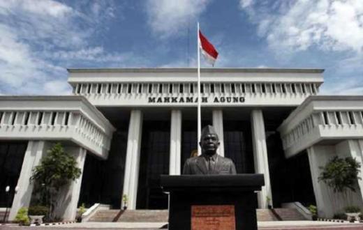 Enaknya Jadi Ketua MA dan MK, Selain Gaji Rp 121 Juta, Kini Dapat Honor Per Perkara yang Diadili