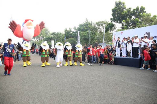 Parade Momo Libatkan 10 Ribu Peserta Bukti Dukungan Penuh