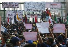 Ribuan Mahasiswa Demo di DPR, Polisi Lakukan Rekayasa Lalu Lintas