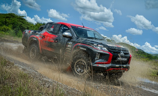 Andalkan Mitsubishi Triton, Rifat Sungkar Siap Goyang Asia Cross Country Rally 2022