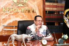 MPR minta Vaksinasi Prioritaskan Pulau Jawa