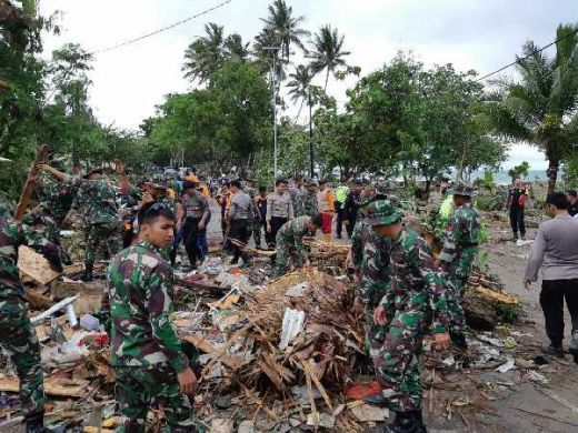 Korban Tsunami di Selat Sunda Terus Bertambah, 222 Orang Meninggal, 843 Luka-Luka dan 28 Orang Hilang