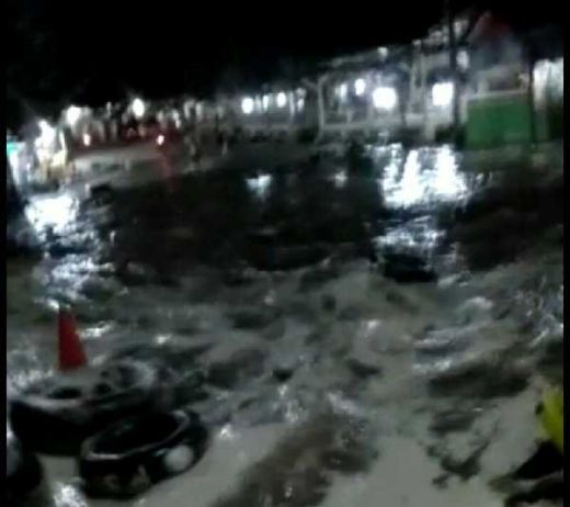 Hanya Gelombang Pasang, Tidak Ada Tsunami di Anyer dan Lampung Selatan