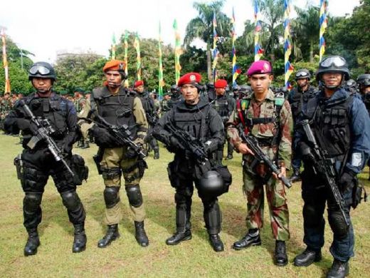 Komisi III DPR: TNI Tak Boleh Tumpas Terorisme, Tapi...