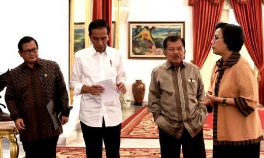 Presiden Jokowi Ingatkan Jajarannya untuk Berhati-hati Terbitkan Peraturan