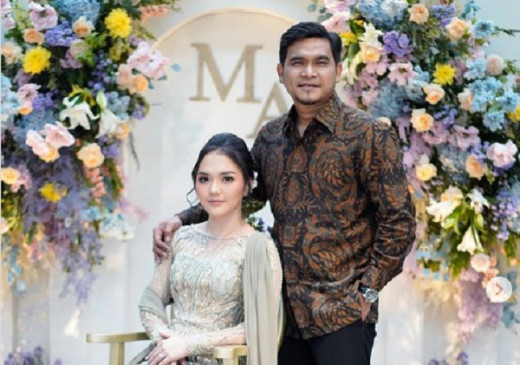 Maell Lee Resmi Lamar Anggita Oktaviani