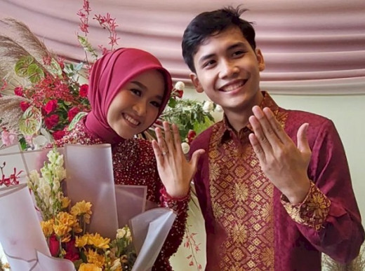 Bintang Emon Resmi Nikahi Alca Octaviani, Maskawin Bikin Heboh!