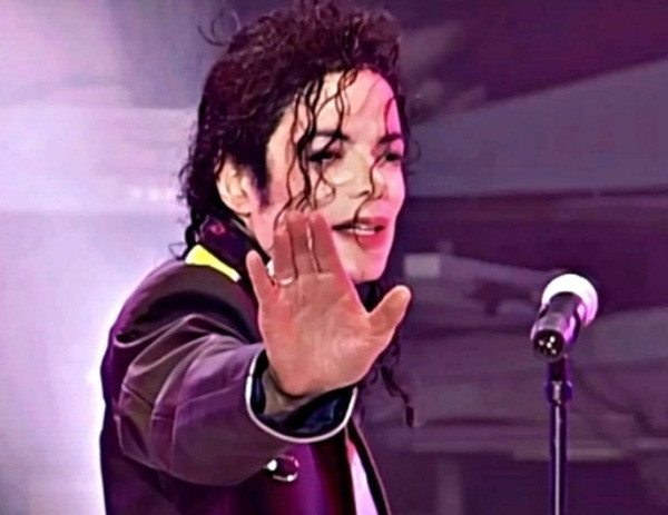 Film Biopik Michael Jackson Siap Tayang Global April 2026, Jaafar Jackson Perankan Sang Legenda