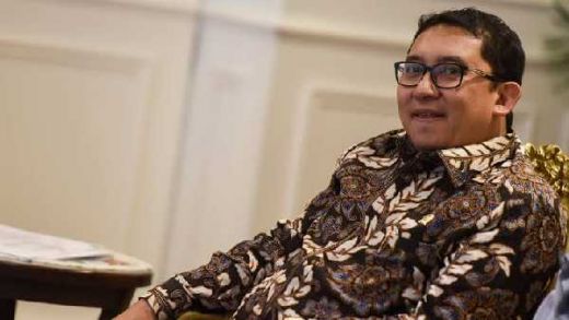 Jokowi Minta TNI/Polri Jadi Corong Pemerintah, Fadli Zon: Presiden Melanggar UU Tugas Pokok Aparat