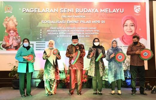 Lewat Pagelaran Seni Budaya Melayu, MPR Gelar Sosialisasi 4 Pilar di Pekanbaru