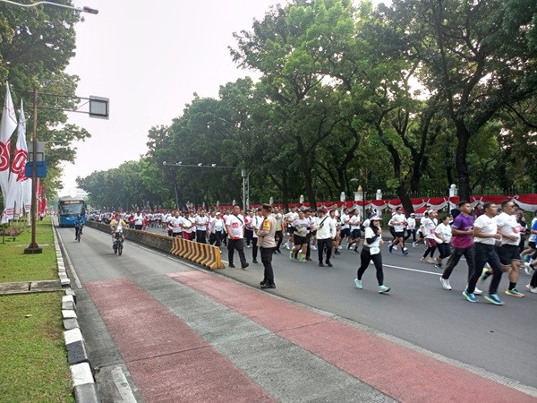 703 Personel Amankan Merdeka Run 2025, Ribuan Peserta Lari di Monas