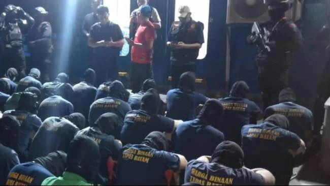 Kemenimipas Kembali Kirim Ratusan Napi High Risk ke Nusakambangan dengan Pengawalan Ketat