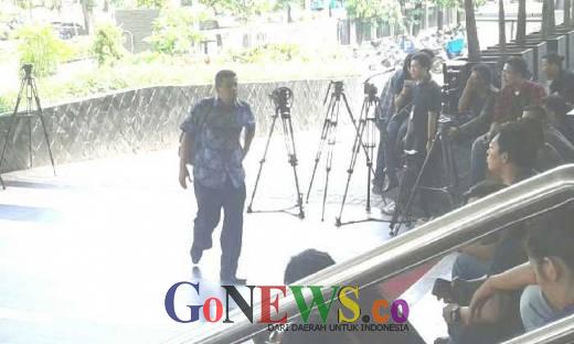 KPK Dinilai Masuk Angin, Terima Laporan Kasus Dana Eskalasi Pemprov Riau