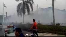 Demo Mahasiswa di Depan DPRD Jambi Ricuh, Polisi Tembakkan Gas Air Mata