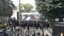 Polisi Tembakkan Gas Air Mata, Aksi Mahasiswa di Solo Ricuh