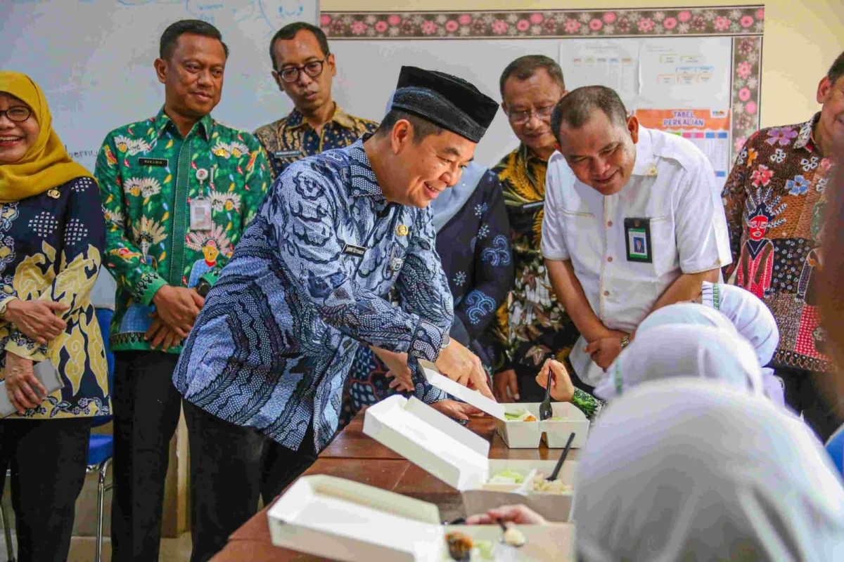 Pj Gubernur DKI Apresiasi Dukungan BUMD Sukseskan Uji Coba Makan Bergizi Gratis