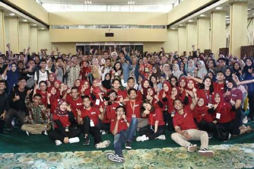 Ngopi Bareng Senator, Ajak Generasi Muda Meraih Mimpi di Festival Beasiswa Nusantara