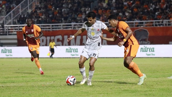 Carlos Parreira Senang Semangat Juang Pemain Madura United