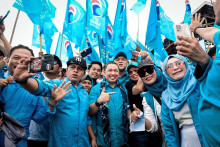 Siap Bawa Indonesia Jadi Superpower Baru, Anis Matta Gelorakan Cinta Ribuan Massa di Parepare