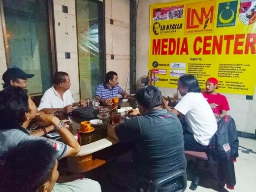 La Nyalla Bentuk LNM Media Center untuk Kinerja Jokowi