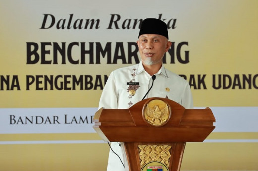 Gubernur Sumbar Kritik Jokowi soal Larangan Buka Puasa Bersama