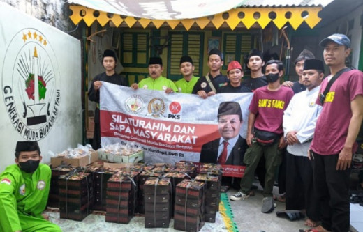 HNW Bagikan Ribuan Takjil Dan 660 Bingkisan Lebaran