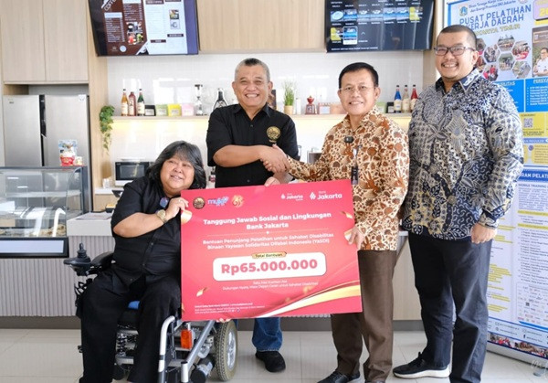 Bank Jakarta Salurkan Bantuan bagi Sahabat Disabilitas Binaan YaSDI
