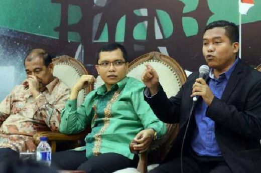 Anggota DPR Dilarang Ceramah di Kampus, Pangi: Jokowi Jangan Baperan