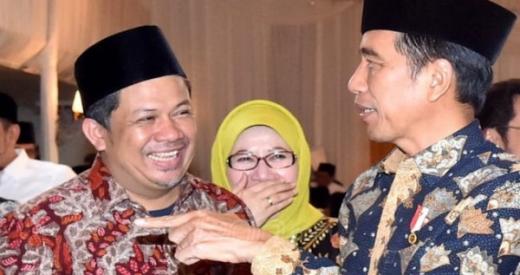 Fahri Hamzah Minta Jokowi Libatkan Maruf untuk Lawan Corona
